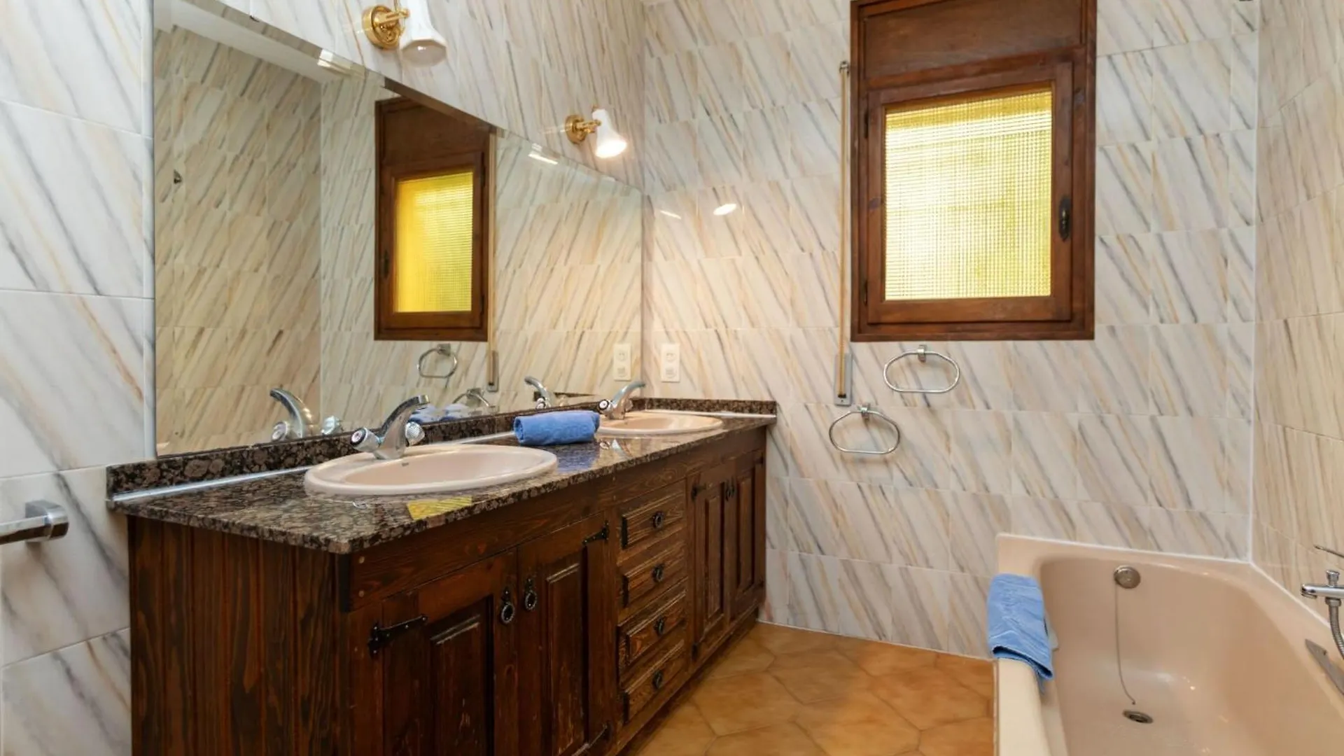 Villa Villa Illot By Interhome Les Tres Cales 0*,  Španělsko